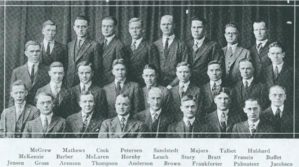 Fraternity photo from 1922 Cornhusker